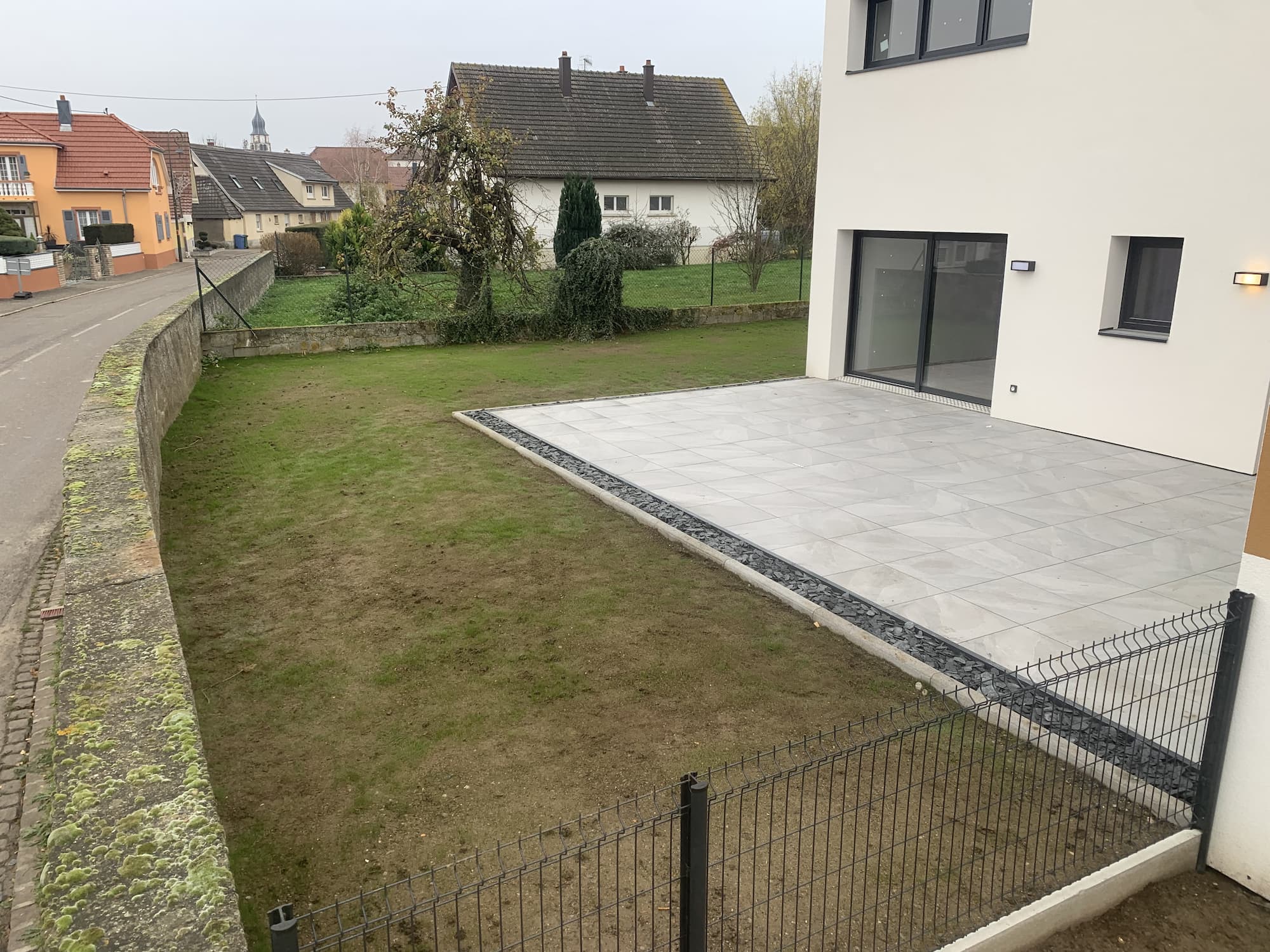 AMENAGEMENT_EXTERIEUR_MACONNERIE_PAYSAGERE_POSE_DE_CLOTURES_3 | C&B Aménagement Entreprise d’aménagement extérieur et création de murs sur mesure à côté de Saint-Louis dans le Sundgau Belfort 3